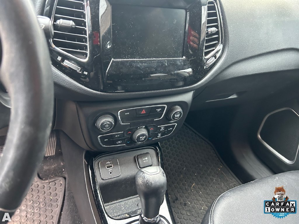 Used 2019 Jeep Compass Latitude FWD image 6