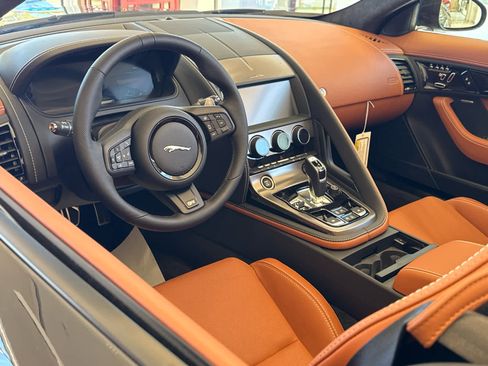 New 2024 Jaguar F-TYPE R image 8