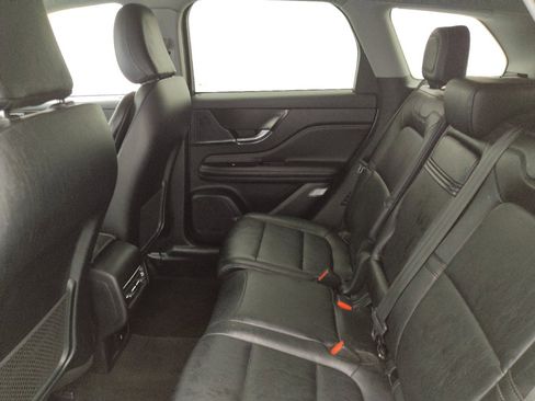 Used 2021 Lincoln Corsair FWD image 18