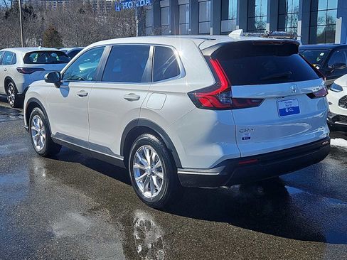 Used 2023 Honda CR-V EX image 4