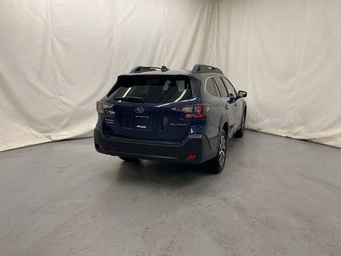 Used 2025 Subaru Outback Premium w/ Popular Package #1A image 6