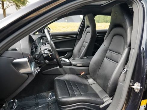 Used 2023 Porsche Panamera 4 Platinum Edition w/ Assistance Package AWD/4WD image 41