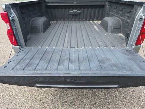 Used 2023 Chevrolet Silverado 1500 LT w/ Protection Package AWD/4WD image 5