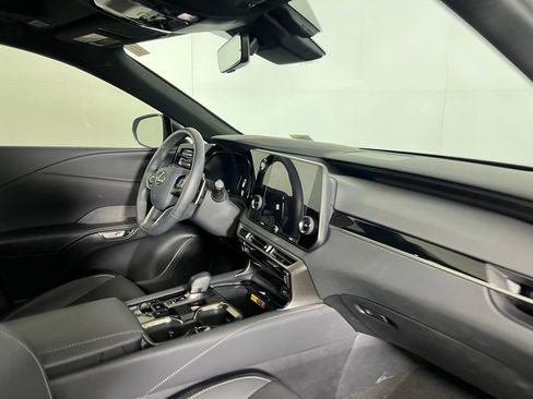 Used 2025 Lexus RX 350 FWD image 30