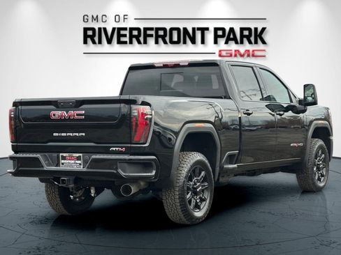 New 2025 GMC Sierra 3500 AT4 w/ Technology Package image 3