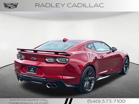 Used 2021 Chevrolet Camaro ZL1 RWD image 18