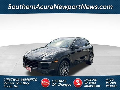 Used 2016 Porsche Cayenne AWD/4WD image 1