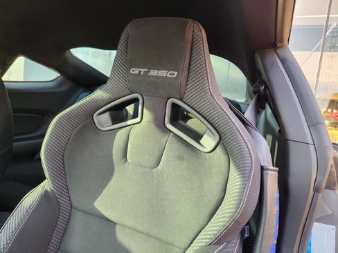 Used 2018 Ford Mustang Shelby GT350 w/ Electronics Package image 13