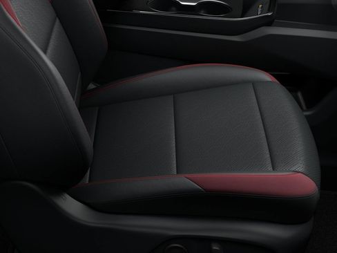 New 2027 Chevrolet Equinox RS w/ Convenience Package III FWD image 9