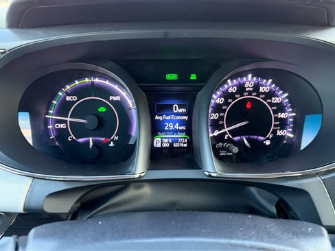 Used 2015 Toyota Avalon XLE Touring FWD image 9