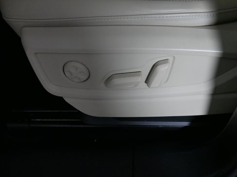 Used 2023 Audi Q5 2.0T Premium Plus w/ Premium Plus Package image 20