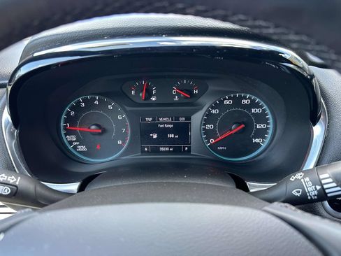 Used 2023 Chevrolet Traverse LT FWD image 22