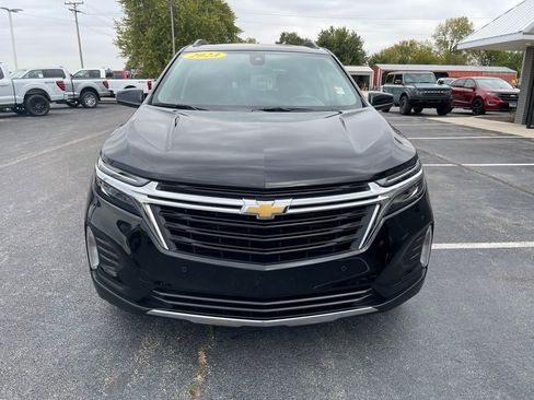 Used 2023 Chevrolet Equinox LT image 3