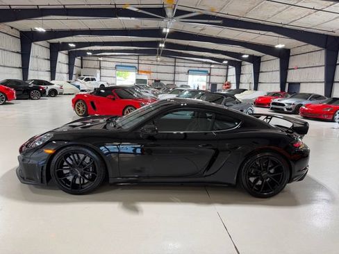 Used 2020 Porsche 718 Cayman GT4 RWD image 72