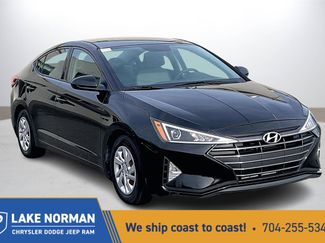 Used 2019 Hyundai Elantra SE video 1