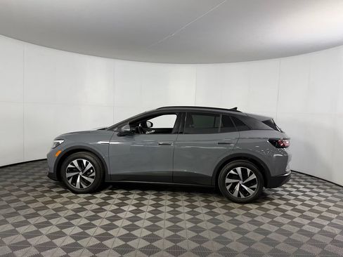 Used 2025 Volkswagen ID.4 Pro RWD image 9