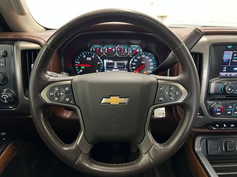 Used 2015 Chevrolet Silverado 2500 High Country image 14