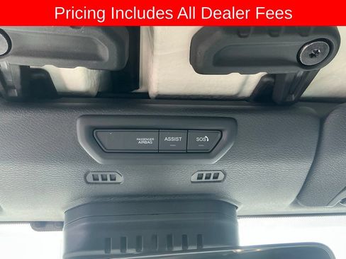 Used 2023 Jeep Wrangler Unlimited Rubicon w/ Steel Bumper Group AWD/4WD image 18