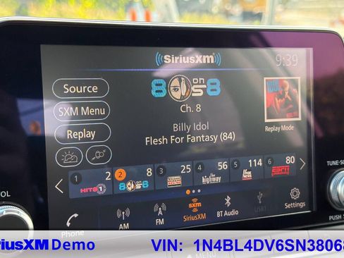 Used 2025 Nissan Altima 2.5 SV FWD image 27