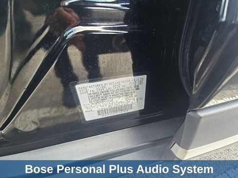 Used 2023 Nissan Kicks SR w/ SR Premium Package FWD image 16