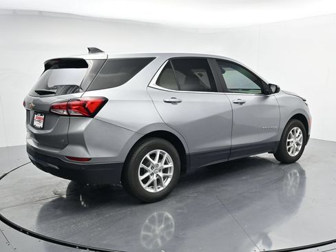 Used 2023 Chevrolet Equinox LT w/ Driver Convenience Package FWD image 8