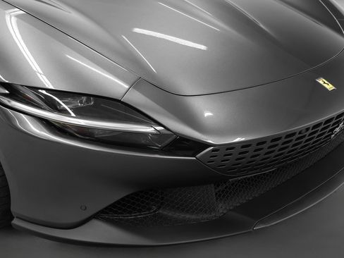 Certified 2024 Ferrari Roma image 5