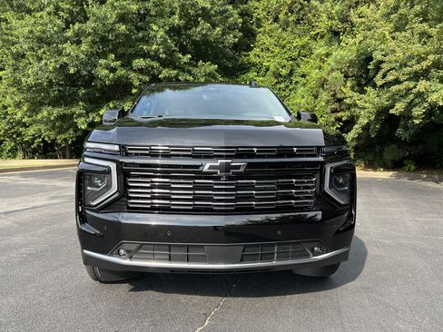 New 2026 Chevrolet Tahoe High Country w/ LPO, Get Active Package AWD/4WD image 3
