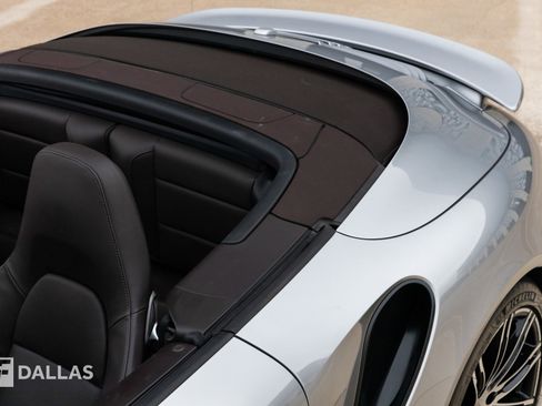 Used 2015 Porsche 911 Turbo S image 8