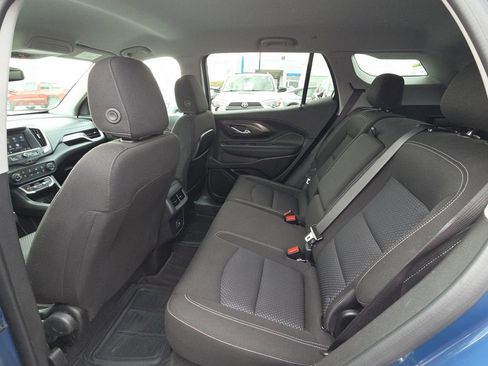 Used 2024 GMC Terrain SLE FWD image 28