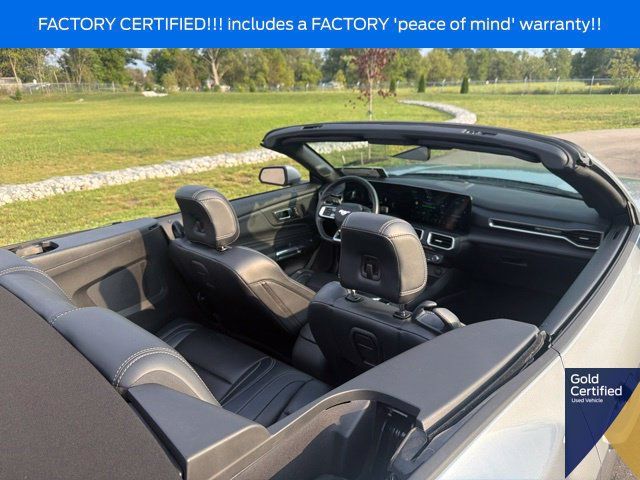Used 2025 Ford Mustang Premium RWD image 16