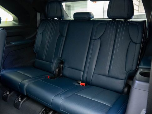 New 2025 Cadillac Escalade IQ Sport 2 w/ LPO, ONYX Package image 21