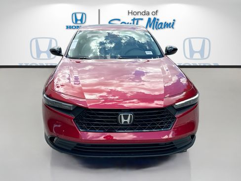 New 2025 Honda Accord SE image 2