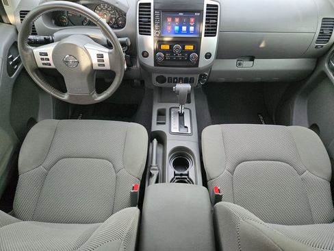 Used 2019 Nissan Frontier SV w/ Value Truck Package RWD image 5