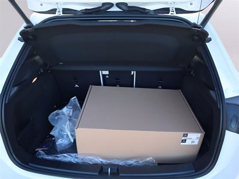 New 2026 Mercedes-Benz GLA 250 4MATIC image 10