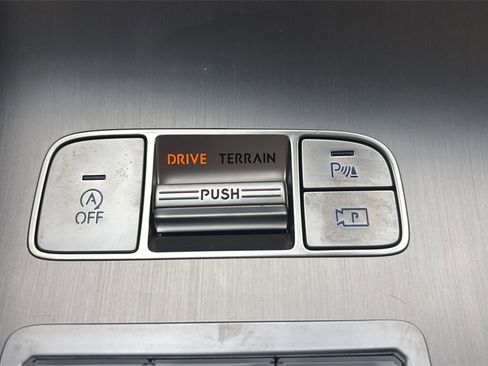 New 2026 Genesis GV70 2.5T Advanced image 30