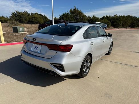 Used 2019 Kia Forte LXS image 5