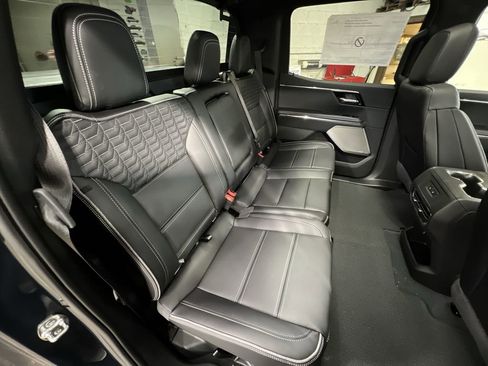 New 2025 GMC Sierra EV Denali image 27