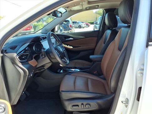 Used 2021 Buick Encore GX Essence w/ Experience Buick Package image 13