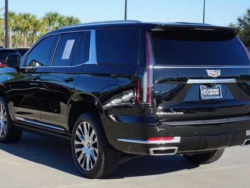 Used 2025 Cadillac Escalade Premium Luxury Platinum w/ LPO, Floor Liner Package image 8