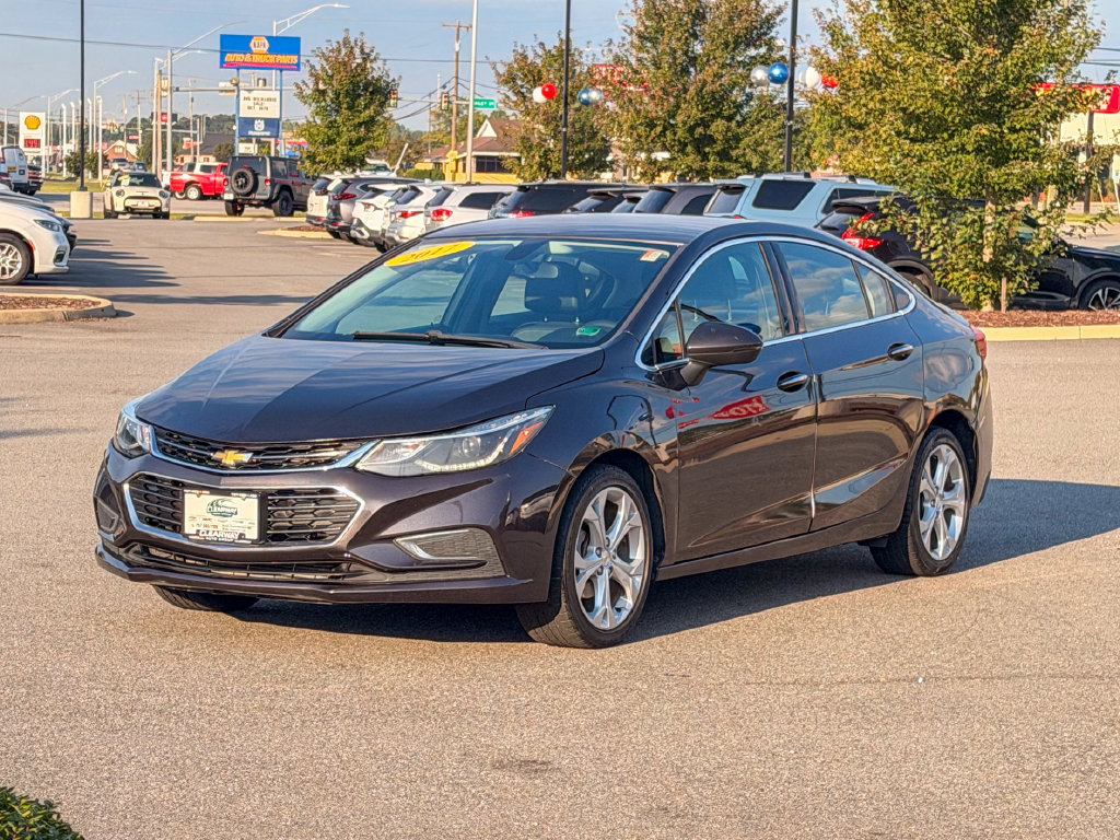 Used 2017 Chevrolet Cruze Premier FWD image 3