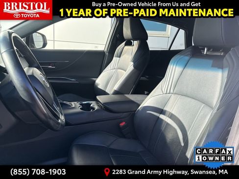 Used 2021 Toyota Venza Limited image 19