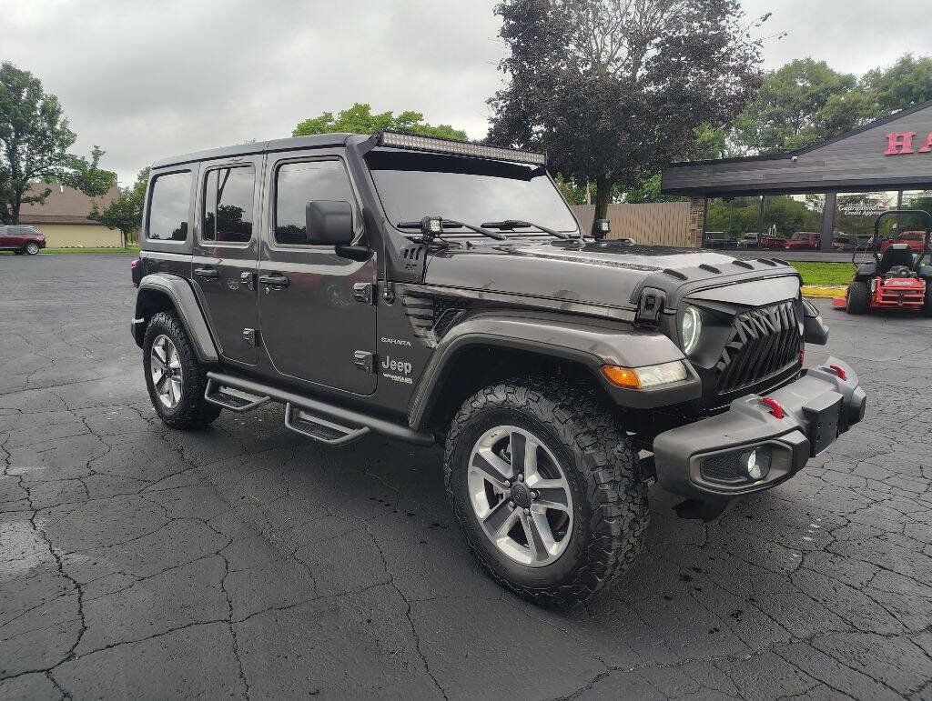 Used 2021 Jeep Wrangler Unlimited Sahara AWD/4WD image 6