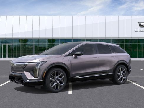 New 2025 Cadillac Optiq Luxury 1 image 2