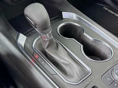 Used 2023 Chevrolet Traverse LS w/ Safety Package image 28