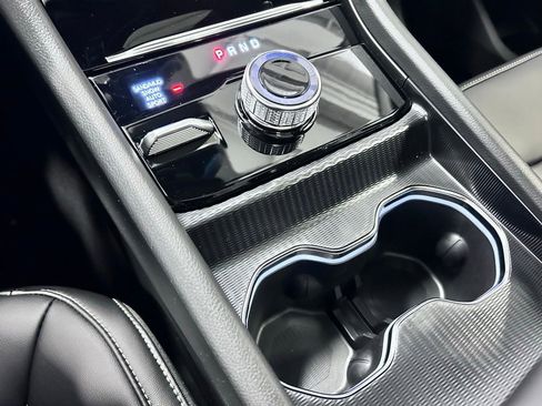 New 2026 Jeep Grand Cherokee Limited AWD/4WD image 18