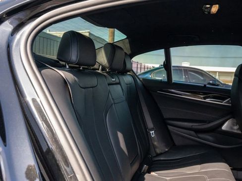 Used 2021 BMW M5 w/ Executive Package image 21