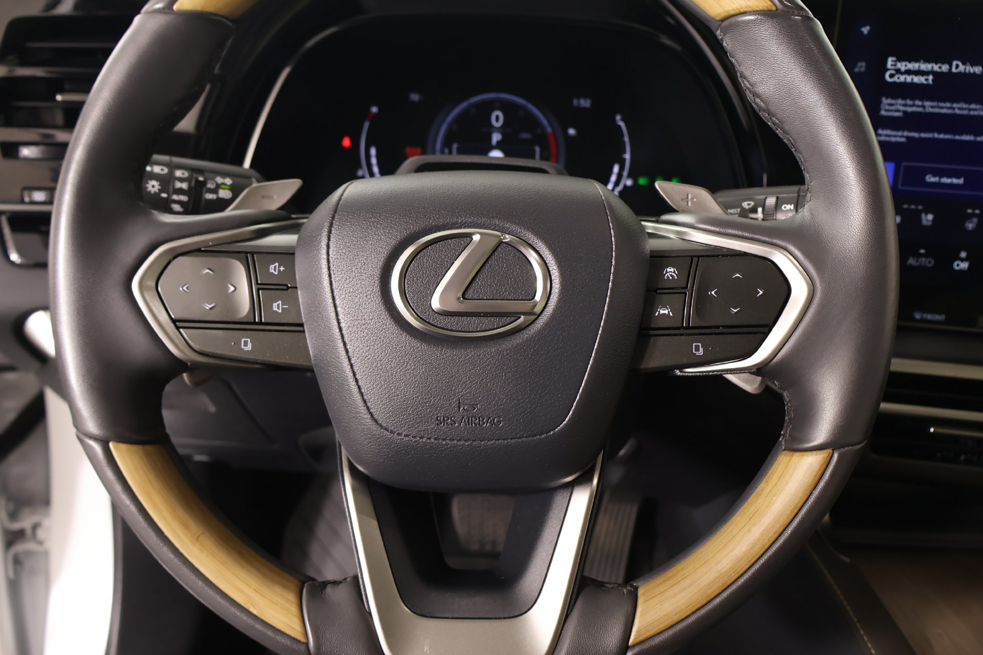 Used 2024 Lexus RX 350 Premium Plus w/ Convenience Package FWD image 3