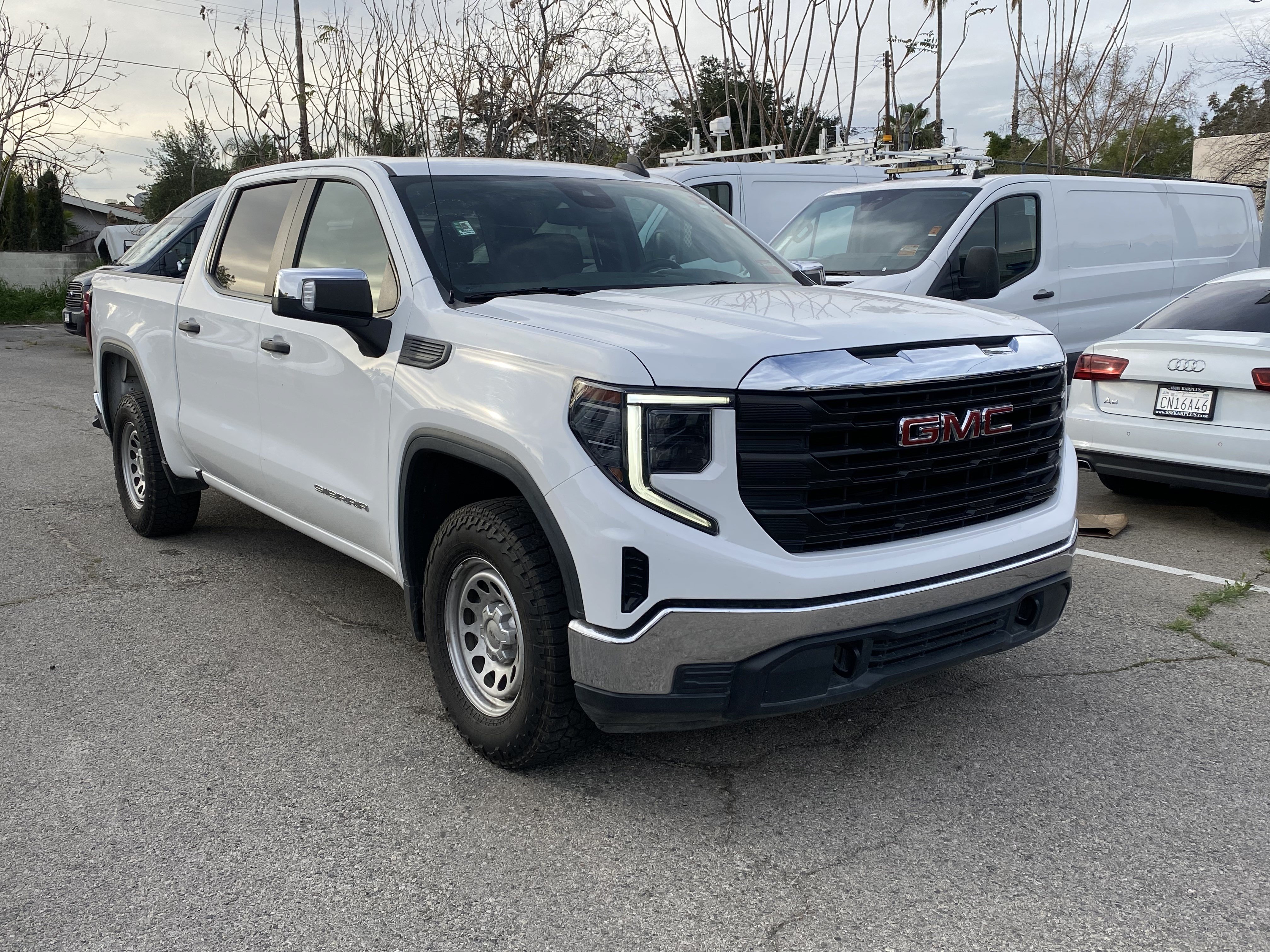 Used 2022 GMC Sierra 1500 Pro w/ Convenience Package AWD/4WD image 8