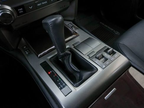 Used 2018 Lexus GX 460 Premium w/ Premium Package image 49