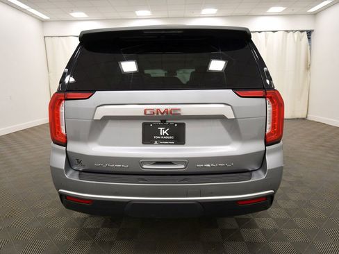Used 2024 GMC Yukon Denali AWD/4WD image 6